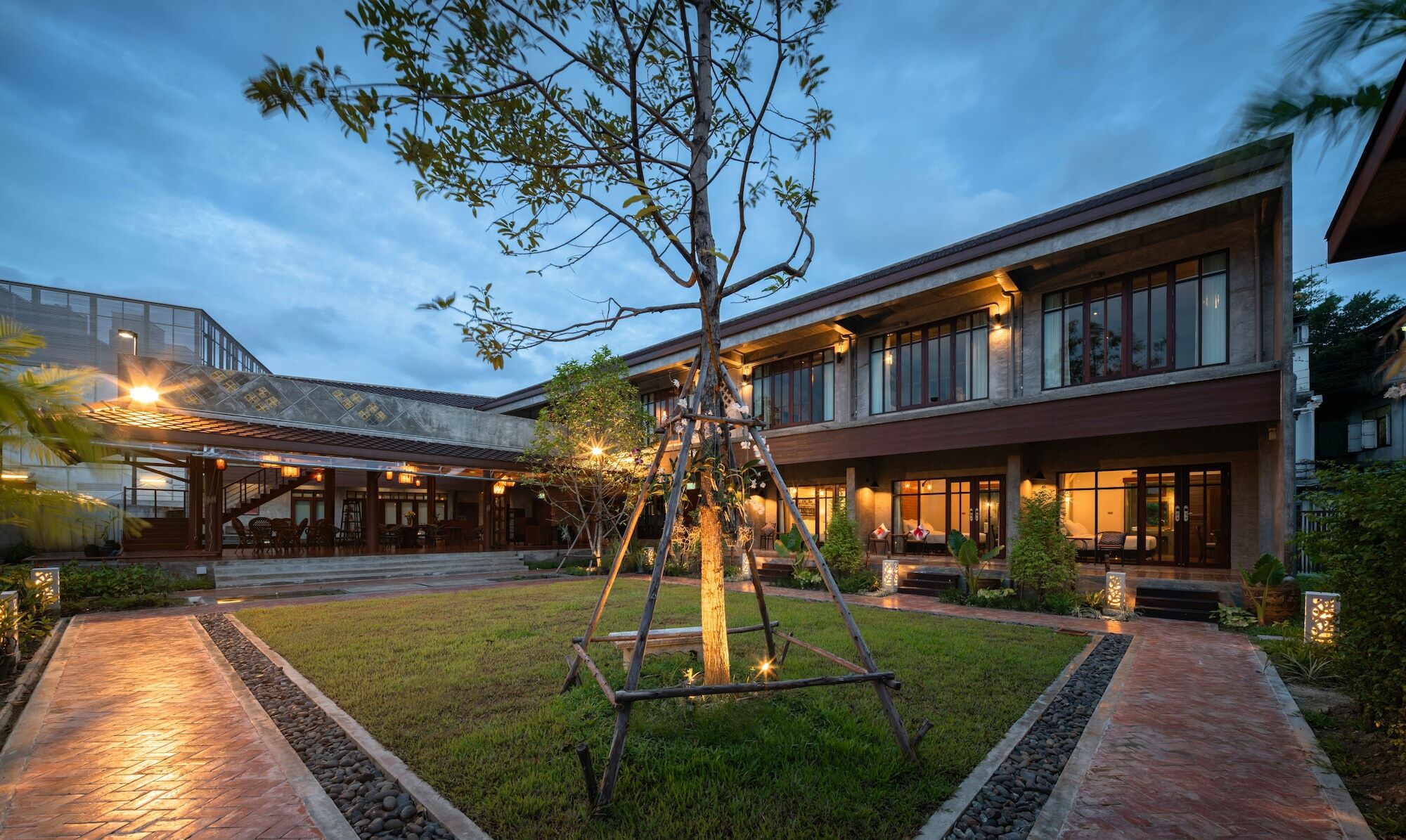 Kasayapi Hotel Bangkok Exterior photo